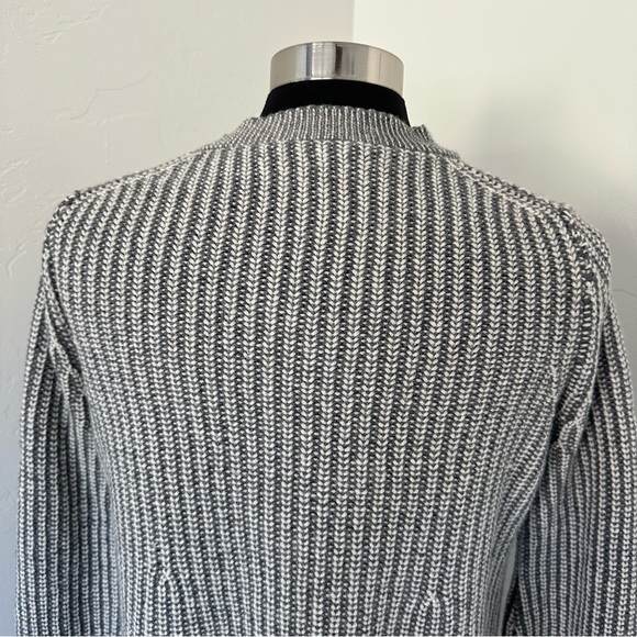 St. John Gray Wool Blend Striped Knit Button Up Cardigan Size M - Picture 11 of 16